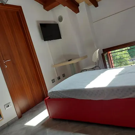 Azienda Agricola Ferrari M.rita Çiftlik konaklama *